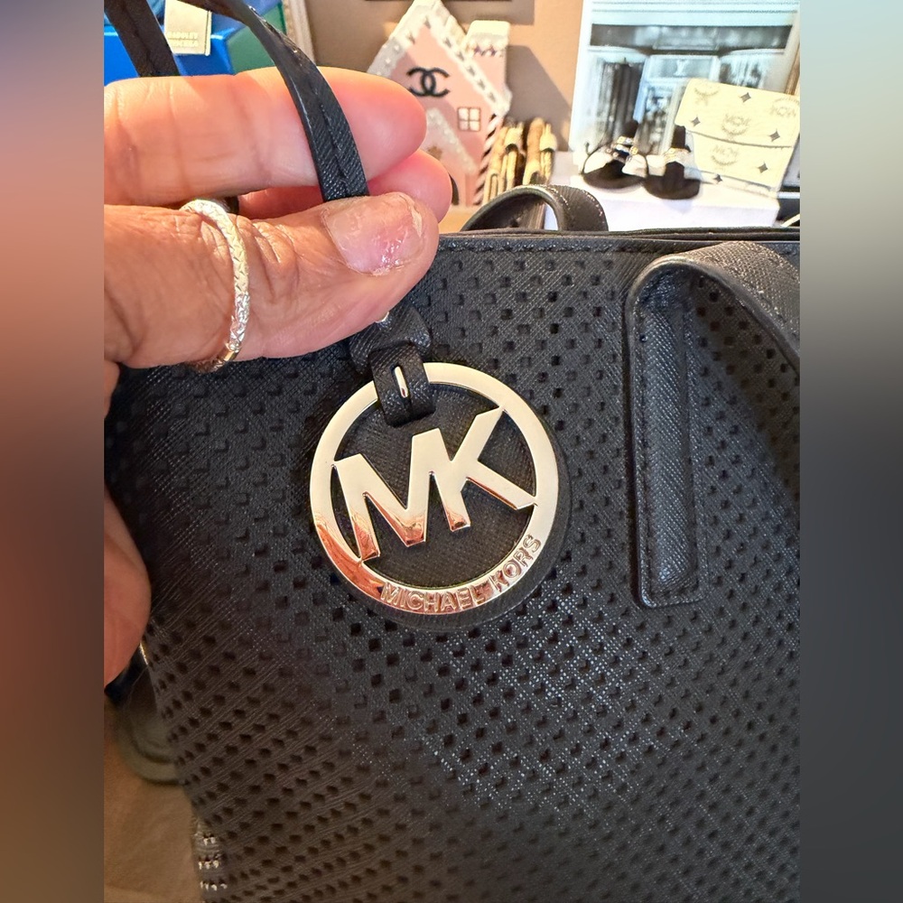 NWOT MICHAEL Michael Kors Hayley North South Tote - Picture 6 of 11